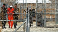 Redazione di Operai Contro, Obama aveva promesso nel 2008 di chiudere il campo di concentramento di Guantanamo. A Guantanamo gli USA hanno rinchiuso poveri cristi che avevano fatto un unico reato: erano mussulmani Siamo nel 2016 è guantanamo è ancora aperto. Il piano di Obama è sostanzialmente questo: trasferire parte dei detenuti, quelli considerati meno significativi, nei Paesi di origine o in Paesi terzi disponibili ad accoglierli; un’altra parte, decisamente minoritaria, fatta di prigionieri in attesa di processo negli Stati Uniti, verrebbe trasferita in carceri di massima sicurezza sul suolo americano. Il numero dei prigionieri di Guantanamo non si [&hellip;]