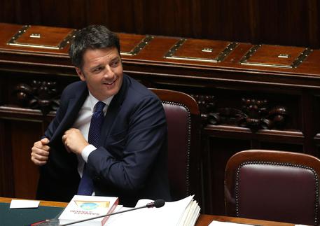 Redazione di Operai Contro, Renzi il servo dei padroni continua a gridare: “l’Italia è tornata”. Il nazionalismo più schifoso della borghesia viene propagandato. Ora annuncia che Cisco sarebbe disposta a investire in Italia Gli operai dell’Ignis ne sanno qualcosa delle promesse del piazzista Operai prendiamo alla gola il piazzista, facciamogli ingoiare le sue promesse Un operaio dell’Ignis