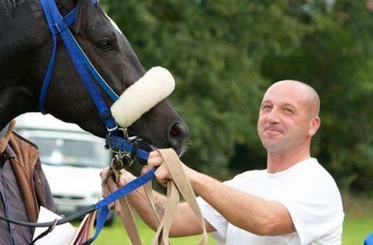 febbraio 24, 2016 • Cronaca, IN EVIDENZA, Palestrina, PRENESTINA, Zagarolo http://lanotiziah24.com/ È purtroppo deceduto in ospedale a Roma Furio Abbafati. L’operaio edile di Zagarolo, poco più che quarantenne, residente a Palestrina che martedì era caduto da un’impalcatura in un cantierenel piazzale dell’ex stazione Stefer e dopo un volo di diversi metri aveva sbattuto violentemente la testa. Le condizioni dell’uomo ricoverato in eliambulanza a Roma erano parse subito molto gravi e questa mattina purtroppo non ce l’ha fatta ed è morto. Furio era molto conosciuto nelle due città perché da sempre appassionato di Cavalli e di Calcio ed era stato anche nel mondo delle società sportive. […]