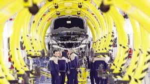 Redazione di Operai Contro, 315 operai della Maserati di Modena finirnno in cassa integrazione I gangster Renzi e Marchionne avevano promesso nuove assunzioni in Maserati Le promesse dei padroni sono solo chiacchiere Noi operai non dobbiamo più credere ai  padroni. Noi operai dobbiamo organizzarci e scendere in lotta per seppellire i padroni. La FIOM non farà niente. Landini è solo un venduto Il padrone ci sfrutta finchè può fare profitti, quando non gli serviamo ci licenzia Operai basta con le chiacchiere Un operaio della Maserati CRONACA Produzione crollata del 50 per cento e un 2016 che inizia con 315 […]