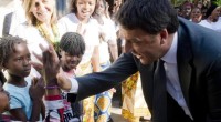 Redazione di Operai Contro, Renzi è volato in Africa con una delegazione di padroni italiani. L’obbiettivo è uno solo: rubare materie prime e imporre lo sfruttamento dei padroni italiani   Un lettore   da http://www.huffingtonpost.it/giulia-belardelli/ Un occhio all’energia – e in particolare alle tensioni sul petrolio nigeriano – e l’altro rivolto alla campagna elettorale per il seggio italiano all’Onu. È attorno a questi due filoni che si svolge il viaggio di Matteo Renzi in Nigeria, Ghana e Senegal, la terza visita in Africa sub-sahariana dal suo insediamento a Palazzo Chigi. Da lunedì a mercoledì il premier guiderà una delegazione […]