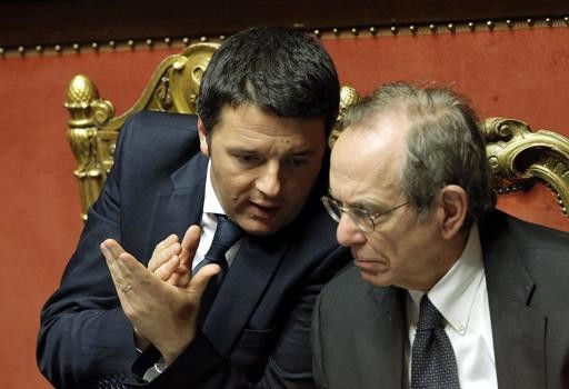 Redazone di Operai contro, l’ISTAT deve parlare bene dei due gangster Renzi e Padoan. Sono loro che li pagano profumatamente con i soldi dello stato. Spesso l’Istat esagera e fa miracoli. Secondo l’ISTAT ” Torna a salire la disoccupazione giovanile. Rispetto a dicembre, infatti, il dato di gennaio rilevato dall’Istat segna uno 0,7% in più, portando il tasso al 39,3%, ovvero ai massimi dallo scorso ottobre. Dall’altra parte, il confronto annuo segnala che il tasso di giovani tra 15 e 24 anni in cerca di occupazione scende di 1,6 punti percentuali.” Il miracolo dell’ISTAT Un giovane disoccupato   I