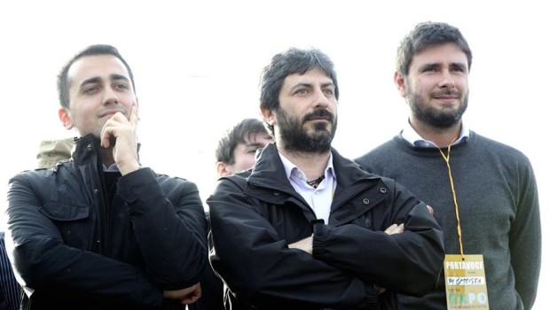 Redazione di Operai Contro, il movimewnto 5 stelle chiedeva e chiede i voti per gli onesti contro i parassiti deigli altri partiti politici. Dopoi poco tempo trascorso nel parlamento dei padroni e gli onesti sono diventati come i parassiti degli altri partiti politici. Redazione, non esistono gli onesti borghesi. Le istituzioni dei padroni formano senza problemi dei servi dei padroni Un lettore dalla Stampa jacopo iacoboni Beppe Grillo voleva il politometro: un algoritmo per paragonare redditi e patrimonio dei politici al momento in cui entravano in politica, con redditi e politici durante e dopo l’attività politica. Se lo applicassimo […]