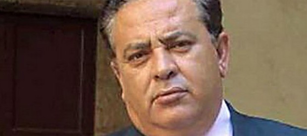 dal fattoquotidiano Non solo Sicilia: il nome di Mirello Crisafulli spunta anche nelle indagini dei pm partenopei. L’ex senatore siciliano del Pd compare, insieme all’ex deputato lombardo di Lega e Udeur Luca Bagliani, tra gli indagati nell’inchiesta della Dda di Napoli – sostituti Catello Maresca e Alessandro D’Alessio coordinati dall’Aggiunto Giuseppe Borrelli – che oggi ha portato a dieci arresti – nove in carcere, uno ai domiciliari – tra gli affiliati alla fazione Bidognetti del clan dei Casalesi, per un periodo guidata anche dal capo dell’ala stragista Giuseppe Setola, anch’egli indagato ma non raggiunto da alcun provvedimento cautelare. I […]