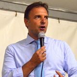 Caro Operai Contro, il nazipadano Bitonci, già segretario della Lega Nord di Padova e ora sindaco di questa città, nonché senatore della Repubblica, attacca apertamente i metalmeccanici in corteo per il rinnovo del contratto di lavoro. Bitonci ne ha fatta di strada a colpi di discriminazioni e razzismo. Nel 1994 eletto vice sindaco a Cittadella e riconfermato fino al 2002, quando viene eletto sindaco. Ora il nazipadano Bitonci, dall’alto di quella quindicina di cariche che ricopre in Parlamento e fuori, ha deciso di attaccare direttamente gli operai. Il suo segretario di partito Salvini, è ancora fermo alla sola caccia […]