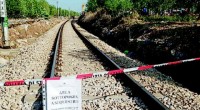 Redazione di Operai Contro, i 23 morti del disastro ferroviario tra Corato e Andria sono ormai dimenticati I pm di Andria cercano i colpevoli? Nessun padrone, politico e amministratore è stato arrestato. Tutti i papaveri avevano fatto dichiarazioni solenni, ora brindano Operai è questa la realtà se si spera nella giustizia dei padroni si può solo morire disperati Un operaio Pugliese
