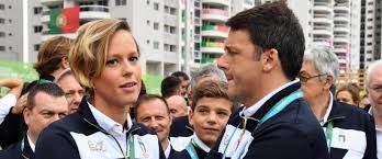 Redazione operai contro,  Renzi mentre si diverte in Brasile in visita per le olimpiadi si vanta che in Italia la ripresa prosegue, che a giugno il numero degli occupati è cresciuto di 71 mila unità rispetto al mese precedente e di 329 mila unità rispetto allo stesso mese del 2015.  Renzi si guarda bene di far presente che in realtà in Italia i licenziamenti non fanno le ferie, che anche ad agosto i padroni continuano a licenziare.  Renzi che se la spassa in Brasile non dice mai la verità, che il tasso di disoccupazione è salito all’11,6% in aumento […]