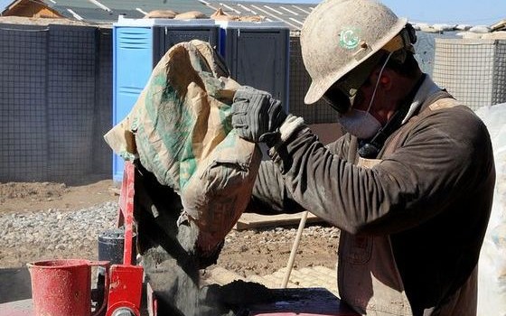 Redazione di Operai Contro, Grave incidente sul lavoro nel pomeriggio di ieri, mercoledì 9 novembre, in una cava di marmo a Custonaci, nel Trapanese. Due operai, di 43 e 77 anni, nel tentativo di posizionare un esplosivo per l’estrazione del marmo, sono stati investiti dalle fiamme a causa di un malfunzionamento della carica. Al solito padroni e giudici incolperanno gli operai Un operaio di Trapani