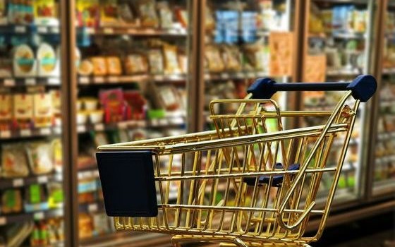 Redazione di Operai Contro, la Consulmarketing, società (con sede a Milano) di rilevazione di mercato e monitoraggio prezzi nella grande distribuzione, ha  comunicato l’apertura di una nuova procedura di licenziamento collettivo per 350 dipendenti, dopo quella proclamata a maggio del 2016. “Consulmarketing intende costringere i lavoratori a rinunciare al rapporto di lavoro dipendente, per riproporre loro un contratto di collaborazione” afferma Andrea Montagni, della Filcams Cgil nazionale: “L’intento è quello di continuare ad avere addetti alla rilevazione prezzi eliminando tutele e diritti, e riducendo i costi del lavoro”. I sindacati per bloccare e impedire la nostra protesta hanno chiesto il tavolo. Dopo […]