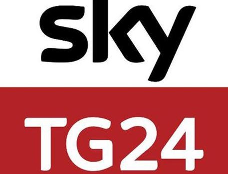 Redazione di Operai contro, Oggi Sky Italia ha prentato a CGIL-CISL-UIL il piano di riorganizzazione. Roma è “la sede maggiormente colpita con “il coinvolgimento per esubero o trasferimento del 70% della forza lavoro attualmente impiegata (tra impiegati, tecnici, giornalisti)”. Sono previsti su Roma circa 120 esuberi e 300 trasferimenti. A Milano e nelle sedi periferiche previsto un esubero complessivo di circa 80 lavoratori. Riguardo la sede di Cagliari previsto il trasferimento a Milano per circa 10 lavoratori.  Dopo l’accordo padrone-governo-sindacati per il licenziamento di 1666 lavoratori di Almaviva, i padroni passano all’incasso. Hanno il governo dalla loro i sindacalisti sono […]