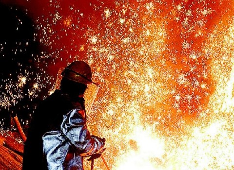 Il M5S ha fatto la campagna elettorale con la parola d’ordine di chiusura dell’ILVA per salvaguardare la salute dei cittadini di Taranto. Quel buffone di Di Maio ha fatto una prima convocazione di 62 organizzazioni per discutere del futuro dell’ILVA. Non si è discusso e Di Maio aveva dimenticato di convocare gli operai dell’ILVA. In un precedente post ho affermato che noi operai dell’ILVA abbiamo prodotto profitti a sufficienza perchè i padroni ci paghino senza farci lavorarare per cento anni. Alcuni giorni addietro Di Maio il capo del M5S faceva banelare la possibilità che lui avrebbe annullato l’acquisto di […]