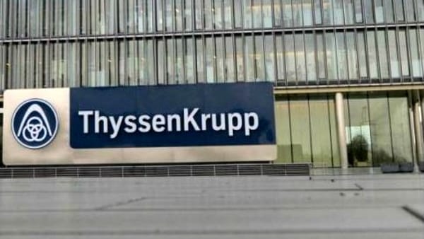 Redazione di Operai Contro, Il padrone della  Terninox di Monsano ( ThyssenKrupp Acciai Speciali Terni), il quale rifornisce le grandi multinazionali di cappe ha aperto una  procedura di licenziamento collettivo di tutti i 12 dipendenti e di cessazione attività del sito, L’Azienda ha confermato l’intenzione di chiudere il sito entro il 30 aprile 2017  Al solito in accordo con i sindacati l’azienda  vuole gestire i licenziamenti Se ci autolicenziamo l’azienda non ci licenzia più.- Dopo i 1666 licenziamenti collettivi di Almaviva, i padroni si sentono sicuri. I sindacati la smettano di fare i piagnistei sono d’accordo con il padrone Un […]