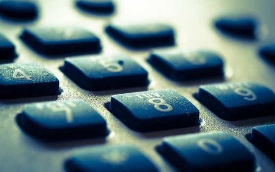 Redazione di Operai Contro, Monalisa contact, un call center che gestisce il servizio clienti per Vodafone, ha aperto un procedura di licenziamento che prevede la chiusura della sede di Siracusa dove operano 27 lavoratori, oltre a un esubero nel call center di Misterbianco (Catania) di 52 lavoratori, per un totale di 79 unità. I sindacati sono responsabili con il padrone dei licenziamenti collettivi. I sindacati chiedono un tavolo per gestire assieme al padrone i licenziamenti I sindacati conducono allo sbando i lavoratori Un lavoratore del call center di siracusa