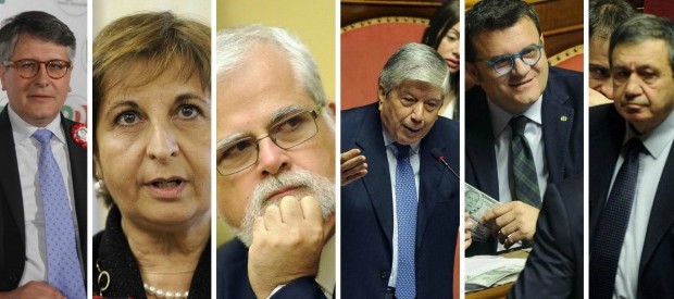 Redazione di operai Contro, il senato ha stabilito che la legge non è uguale per tutti. Augusto Minzolini è stato condannato in via definitiva. I parassiti del parlamento dei padroni hanno detto che la legge non vale. Cinque operai della FIAT di Pomigliano dopo molti anni di licenziamento vengono reintegrati. La FIAT non li fa rientrare. La legge per la FIAT non vale. Se volervamo un motivo per liberarci dallo stato dei padroni, il parlamento ce ne ha dato centinaia. Quando faremo fuori lo stato dei padroni? Un operaio di Pomigliano dal fattoquotidiano L’incredibile è ben visibile agli occhi: […]