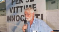 32 vittime e nessun colpevole. 32 vittime morte in una strage ferroviaria e il responsabile delle ferrovie, all’epoca della strage, il sig. Moretti,viene premiato dalla borghesia italiana con un avanzamento di grado. Moretti viene promosso ad amministratore della sesta società italiana per fatturato, Leonardo Finmeccanica, con un giro d’affari stratosferico e dai profitti miliardari che gli garantisce un guadagno personale di quasi 2,5 milioni di euro all’anno. 32 vittime sparite in una nuvola di fuoco e questo immondo sistema punisce con il licenziamento chi si è messo a disposizione dei parenti delle vittime per tentare di non far passare […]
