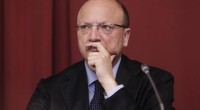 Redazione di Operai Contro, Boccia, il presidente di confindustria ha fatto una proposta geniale: “Azzerare il cuneo fiscale sull’assunzione dei giovani per i primi tre anni.  Il genio della Confindustria fa una proposta geniale per aumentare l’occupazione dei giovani, dare nuovi incentivi ai padroni. Dopo gli incentivi dati da Renzi ai padroni per aumentare l’occupazione, questa è la seconda proposta di sovvenzionare gli sfruttatori. L’occupazione dei giovani non è aumentata con i regali di miliardi di euro ai padroni e non aumenterà con i miliardi per gli sfruttatori che chiede Boccia Ma le proposto del presidente degli afruttatori non […]