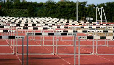 Redazione di Operai Contro, chi è nato dopo il il 1980 rishia di andare in pensione dopo i 73 anni. I pensionati attuali ridotti alla fame. I giovani con la certezza di non arivare mai alla pensione Un giovane disoccupato   dal corriere C’è una generazione, quella di chi è nato dal 1980 in poi, che è investita in pieno da tutte le riforme delle pensioni. Per costoro, il combinato disposto del calcolo contributivo, introdotto dalla Dini per chi ha cominciato a lavorare dopo il 1995 , e il forte aumento dei requisiti per la pensione scattato con la […]