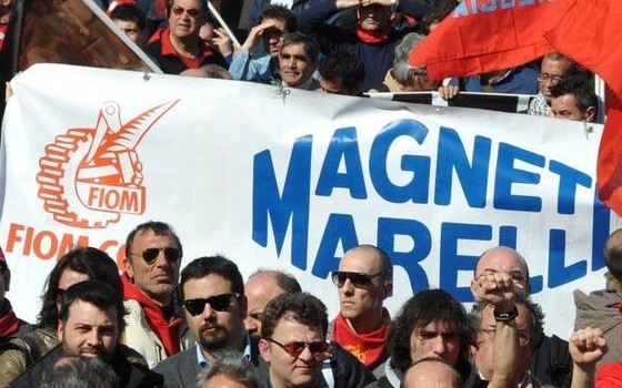 Redazione, Rinnovo dei contratti di solidarietà per i 108 lavoratori della Magneti Marelli Sistemi Sospensioni di Rivalta (To). L’accordo ( dei sindacati con il padrone) sarà valido dall’8 settembre 2017 fino al 23 settembre 2018.  È il terzo anno consecutivo che l’azienda ricorre a questo ammortizzatore sociale.  La Fiom che spiega: “Abbiamo deciso di firmare l’accordo al fine di evitare gli esuberi. I sindacalisti mazzettari della FIOM da tre anni ci fanno vivere nella miseria e forse gli esuberi ci saranno Un operaio