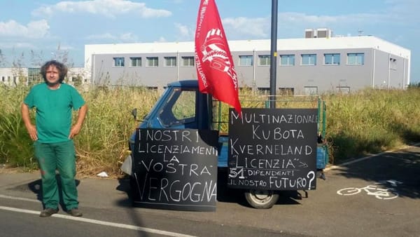 Redazione di Operai Contro, l’assessore al lavoro ci aveva rassicurati. I sindacati ci avevano rassicurati. Sono due anni che lottiamo contro la chiusura dellla fabbrica, e tuttti erano pronti a assicurarci „ Ma la Mechanical Machine Modena (Ex Kverneland) ha avviato la procedura di licenziamento collettivo dei 29 dipendenti e di mettere in liquidazione la società. Dopo la cessione del ramo d’azienda da parte di Kverneland, conclusa il 7 settembre 2016, la nuova proprietà (Comege industrial Srl di Monteriggioni) aveva preso impegni precisi per il mantenimento dei posti di lavoro e per il rilancio, con un nuovo piano industriale, […]