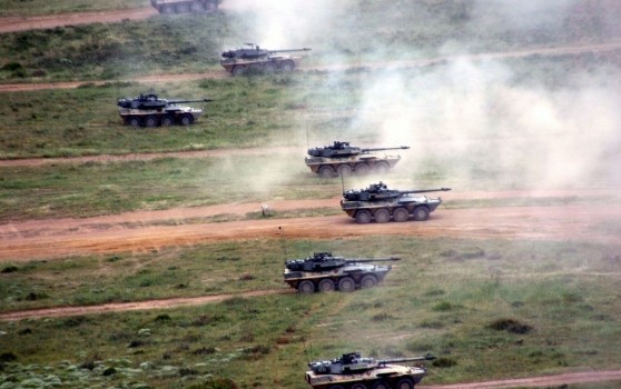 Caro Operai Contro, l’accusa alla ministra della Difesa è: “Pinotti e soci hanno una sola regola quando si tratta della Sardegna: arroganza e menefreghismo”. A dirlo è Mauro Pili deputato sardo di Unidos, e si basa sul fatto che il ministero della Difesa ha fatto partire le esercitazioni militari in Sardegna senza l’autorizzazione della Regione. La Pinotti e i generali del ministero della Difesa, hanno voluto dimostrare che l’autorizzazione a preparare la guerra dei padroni, se la prendono direttamente imponendo la democrazia delle armi. La Pinotti da il buon esempio di come si fa. Saluti Allego un articolo di […]