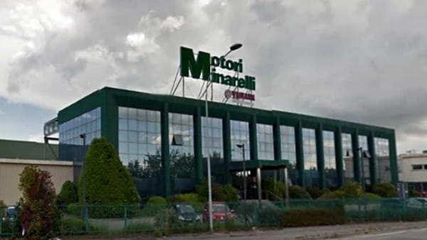 Caro Operai Contro, alla Motori Minarelli il padrone dichiara 70 esuberi. In una nota la Fiom-CGIL precisa che l’azienda “si avvia quindi all’apertura della quarta mobilità nell’ultimo decennio”. A parte il fatto che nelle precedenti mobilità, dopo i 75 giorni della procedura c’era il sussidio mensile, ora non c’è più nessun sussidio ma il licenziamento secco. La Naspi (per chi ne ha i requisiti) arriva solo quando sei già licenziato, quindi disoccupato. Oggi c’è l’assemblea in fabbrica, nella quale fanno sapere Fim e Fiom, “ragioneranno con lavoratrici e lavoratori sulle richieste da fare all’azienda, partendo dall’utilizzo di tutti gli […]