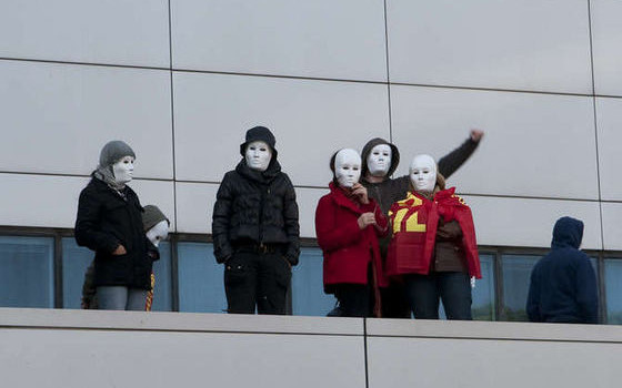 Una vertenza , iniziata nel 2009, e non ancora giunta al capitolo finale. Ragion per cui oggi (martedì 17 ottobre) a Roma, a partire dalle ore 14, i lavoratori di Agile-ex Eutelia saranno di nuovo in piazza, per un presidio sotto la sede del ministero dello Sviluppo economico, a protestare contro la mancata apertura del tavolo di confronto a livello istituzionale per discutere le possibili soluzioni dei problemi occupazionali inattuati. “Stiamo parlando della sorte di circa 400 addetti, di età media compresa tra i 45 e i 60 anni – afferma Fabrizio Potetti, segretario generale della Fiom di Roma e […]