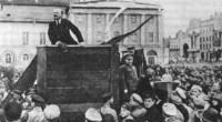 Redazione di Operai Contro, la rivoluzione di Ottobre in Russia nel 1917 è molto importante per gli operai. Vi propongo di pubblicare molti scritti sulla rivoluzione di Lenin. Ho visto che avete pubblicato le cinque conferenze di Marx agli operai. Formare gli operai è fondamentale per il partito Operaio e per la rivoluzione. Vi invio uno scritto della Città futura per il dibattito. Un operaio che vi segue da tempo  Ricordare i cento anni dalla rivoluzione leninista richiede un approfondimento su varie tematiche. Analisti economici e politici sottolineano la validità attuale delle teorie marxiste e della prassi leninista. Un […]