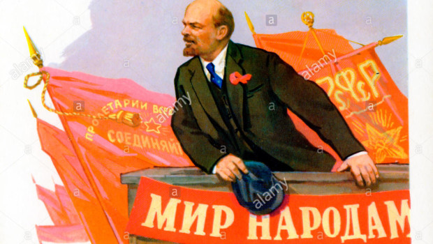 Redazione di operai contro, approvo la vostra iniziativa e le vostre pubblicazioni sulla rivoluzione di ottobre del 1917. Voglio contribuire riportando alcuni punti conclusivi Approvati dal II Congresso della III Internazionale comunista L’organizzazione internazionale del proletariato può essere forte alla sola condizione che, in tutti i paesi in cui vivono e lottano dei comunisti, si rafforzino le concezioni sopra formulate sul ruolo del Partito comunista. L’Internazionale comunista ha invitato al suo congresso ogni sindacato che riconosca i principi della III Internazionale e sia pronto a rompere con l’Internazionale gialla. L’Internazionale comunista organizzerà una sezione internazionale dei sindacati rossi che […]