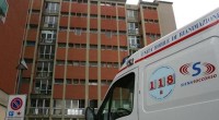 Caro Operai Contro, nel 2014 l’edificio che ospita l’asilo di Pontirolo Nuovo (Bg) era stato completamente “riqualificato” con una spesa di 2 milioni di euro. L’altro giorno il soffitto è crollato, sfondando anche il controsoffitto. E’ stato un puro caso che non vi siano stati feriti o peggio, dal momento che l’edificio oltre l’asilo ospita altre attività. Nell’Italia dei carrozzoni elettorali dei partiti, degli appalti caramellosi e delle malte senza cemento, stavolta ha ceduto un asilo dopo neanche 3 anni dalla ristrutturazione. Al 1° posto strade senza guard rail, specialmente in prossimità di burroni, con un alto numero di […]