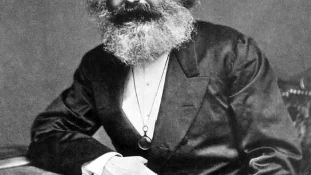 Redazione, siamo un gruppo di operai che studiano assieme “Salario, Prezzo e profitto”. Nella prima parte dello scritto si parla di caduta tendenziale del saggio di profitto. E’ la prima volta che studiamo Marx vorremmo una spiegazione semplice Un gruppo di operai di Taranto Operai, siamo contenti che utilizziate il nostro giornale e che seguite le sue proposte di studio. Abbiamo trovato una risposta alla vostra domanda su Wikipedia La redazione ” La caduta tendenziale del saggio di profitto è una formula dell’analisi economica marxiana. Con caduta tendenziale del saggio di profitto Karl Marx ne Il Capitale identificò quel […]