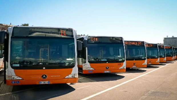 Caro Operai Contro, lunedì autobus fermi per lo sciopero proclamato dall’ ORSA. Rivendica l’adeguamento dei salari “in linea con quelli nazionali del settore”. Inoltre in quanto sindacato maggiormente rappresentativo nel trasporto pubblico di Cagliari, l’ORSA rivendica di essere riconosciuta come soggetto contrattuale. Finora l’azienda si rifiuta di convocarla al tavolo delle trattative. L’ORSA sta portando avanti una battaglia (scioperi; manifestazioni; assemblee; Cortei; Picchetti; Presidi; Cause Collettive. Ma l’azienda non lo vuole riconoscere come soggetto contrattuale. Quando fa comodo a loro, i padroni pubblici o privati, applicano come vogliono le leggi e le norme che regolamentano la rappresentanza sindacale. Capito […]