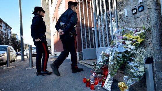 Caro Operai Contro, loro malgrado, gli operai sopravvissuti della Lamina, in testa al corteo, sicuramente affranti per la morte dei 4 compagni di lavoro, e forse un po’ timorati dopo le belle parole spese per il solerte padrone all’avanguardia nella prevenzione antinfortunistica! C’è da chiedersi: dove il padrone non è così perfetto nelle misure antinfortunistiche cosa si devono aspettare gli operai? Una manifestazione organizzata male dal sindacato metalmeccanici, Fim, Fiom, Uil, senza spinta delle Rsu nelle fabbriche dal momento che non erano in piazza, e poi come avrebbero potuto parteciparvi gli operai da fuori Milano con una sola ora […]