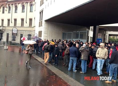 Caro Operai Contro, la Lombardia ha il primato dei morti sul lavoro: 27 operai uccisi per il profitto dal 1° gennaio 2018 ad oggi, così suddivisi: Milano (8), Bergamo (2), Brescia (3), Como (1), Cremona (2), Lecco (), Lodi (1), Mantova (5), Monza Brianza (2), Pavia (1), Sondrio (2), Varese (), (esclusi i morti in itinere). Questi sono i dati forniti dall’Osservatorio indipendente di Bologna, mentre per l’Inail nello stesso periodo i morti sul lavoro in Lombardia sarebbero stati 18, comunque un incremento del 50% rispetto ai 12 dello stesso periodo del 2017, (esclusi i morti in itinere). I […]