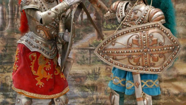 Quando avevo sette anni mio padre mi portava a vedere il Teatro dei pupi. Mio padre mi spiegava che dietro i pupi c’era il puparo che li muoveva e gli dava voce. In Italia il capitalismo è in crisi. I padroni sono i pupari, ma non riescono più a stabilire il pupo che vince. La lega di Salvini o o il M5S di Di Maio. Due partiti che sono cresciuti con la critica ai vecchi partiti parassiti dei padroni. La lega di Salvini e il M5S sono cresciuti, ma restano incapaci di dare un governo ai padroni. Un pregiudicato, […]