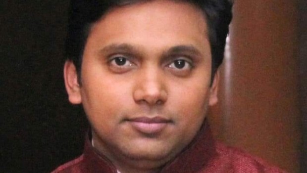 Redazione di Operai Contro, Alin Shamiul, operaio di 33 anni è stato ucciso a Venezia per il profitto dei padroni. Per gli operai la morte non guarda le nazionalità. Ogni operaio è una possibile vittima. Alin era operaio in una lavanderia industriale. Ancora una volta le autorità daranno la colpa agli errori degli operai. Ancora una volta i sindacalisti faranno le condoglianze ai familiari. Avanti al prossimo operaio. la strage continua Un amico di Venezia