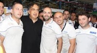   Il Padrone (Marchionne) e il Piano. Marchionne e la FCA a Pomigliano, per 10 anni, con l’accordo dei sindacati collaborazionisti e il finanziamento dello stato “pagatore” ha tenuto fuori dalla fabbrica a metà stipendio, con la cassa integrazione pagata dallo stato, metà degli operai di Pomigliano mentre l’altra metà è stata consumata in fabbrica oltre ogni misura per produrre la Panda. Ora la Panda non garantisce abbastanza profitti al padrone e si cambia. Lo stabilimento sarà destinato a nuove produzioni di segmento superiore. Se e quanto queste produzioni, come è stato per la Panda garantiranno un salario agli […]
