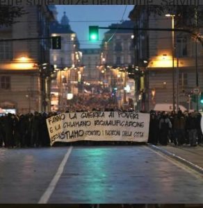 Intervista alla filosofa Donatella di Cesare della giornalista Maddalena Oliva e pubblicata sul Fatto Quotidiano del 13 febbraio 2019 È tra i filosofi più presenti nel dibattito pubblico, accademico e mediatico. Saggista ed editorialista, ha vissuto sotto protezione fino a qualche mese fa per le minacce ricevute da gruppi neonazisti e neofascisti. Sabato scorso, nel pieno della guerriglia a Torino, si è schierata pubblicamente “dalla parte degli anarchici dell’Asilo, centro sociale sgomberato senza motivo”. Ci sono indagini della magistratura in corso, 8 arresti convalidati, si parla di una vera “rete sovversiva”, non le sembra pericoloso il suo endorsement? Ho […]