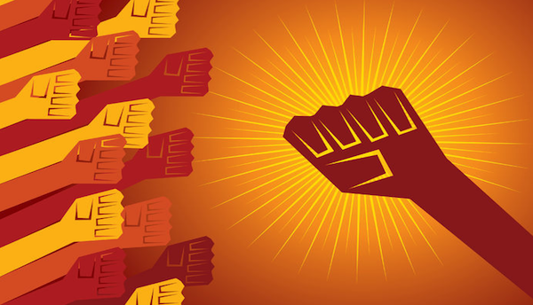 Nella concorrenza fra parrocchie sindacali chi ci rimette sono sempre gli operai. Ognuno dichiara il suo sciopero, ognuno col suo obiettivo, ognuno con le sue bandierine, ma nessuno si chiede se riescono, se colpiscono veramente l’avversario … Dai dati molto approssimati forniti dall’INPS nel 2015 gli iscritti ai sindacati italiani risultavano essere all’incirca 16 milioni. Risultavano, perché nell’ultimo biennio 2017/2018 le principali organizzazioni sindacali hanno perso complessivamente circa 450 mila iscritti, revoche che operai e lavoratori hanno inviato come messaggio di protesta contro la politica compiacente del sindacato a favore dei padroni, politica che non difende più nè le […]