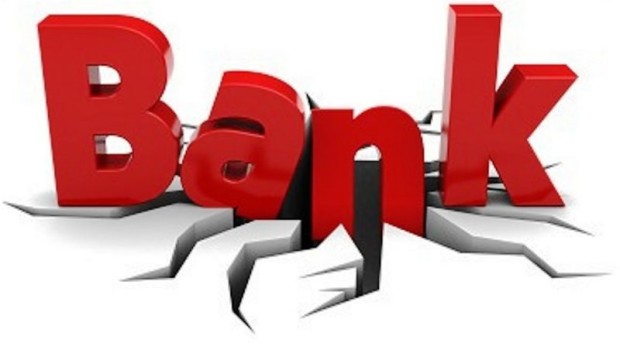 Il primo segnale si è avuto nella notte tra lunedì 16 e martedì 17. E’ lì che, senza che nessuno avesse neanche immaginato cosa stava per succedere, le grandi banche Usa si sono trovate in difficoltà nelle operazioni monetarie che normalmente si svolgono tra la chiusura e la riapertura dei mercati (overnight, durante la notte). In pratica le banche, dopo aver fatto i conti delle operazioni fatte, e visto quanto denaro liquido hanno, decidono quanto prestarne o viceversa debbano prenderne in prestito in modo da poter continuare ad operare il giorno successivo. Ebbene evidentemente quelle che cercavano denaro erano […]