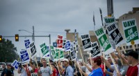 49 mila operai della General Motors sono in sciopero da domenica 15 settembre alle ore 23.59. 31 fabbriche e 22 magazzini di distribuzione dei pezzi sono bloccate