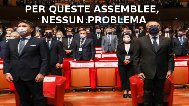 Con la scusa del contagio la direzione nega la possibilità degli operai di riunirsi in assemblea. A questo punto non c’è altra strada che lo sciopero, e i delegati operai non si sono fatti attendere. Mercoledi 21 sciopero di due ore su tutti i turni. Colpo su colpo, per non ridurci a tappeti consumati.