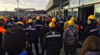Arcelor Mittal Genova. L'assemblea degli operai di questa mattina 9 novembre ha deciso all'unanimità il blocco dei cancelli ed uno sciopero articolato ad oltranza. E' la risposta degli operai ai licenziamenti per rappresaglia di tre compagni di lavoro.