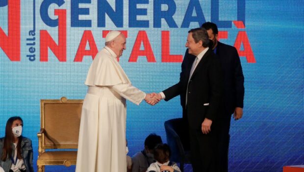 Agli Stati Generali della Natalità hanno denunciato il calo delle nascite, ma la riduzione della natalità fra gli operai ha una sola spiegazione, la disoccupazione permanente, i bassi salari. Se pensano di risolvere il problema con un misero assegno sono degli illusi.