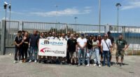 L'area industriale di Melfi è ferma, gli operai dell'indotto Stellantis scioperano in massa contro la dichiarazione di esuberi. Oggi tocca alla logistica, domani direttamente alla produzione, il fronte della lotta deve coinvolgere tutti. 