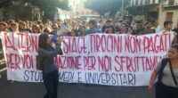 Le fabbriche e tutti i luoghi del lavoro materiale gestite per il massimo profitto sono un inferno, non morirebbero quasi tre operai al giorno. Buttare allo sbaraglio in questa realtà giovani studenti è mettere a repentaglio la loro vita per avere mano d’opera gratuita per abbassare i costi di produzione. 