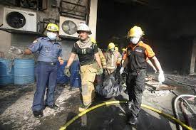 Mentre monta la campagna sulla pericolosità del vino l’INAIL fornisce l’elenco degli agenti cancerogeni usati nell’industria e nell’agricoltura. Non c’è dubbio su ciò che avvelena veramente chi lavora. Ai santoni della medicina conviene non parlarne.