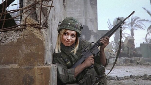 Il partito degli astensionisti tiene bene, guadagna ancora qualche punto percentuale e supera ampiamente la metà degli aventi diritto. Questo è il vero problema politico, oltre la scheda elettorale, oltre le sceneggiate dell’elmetto, oltre l’opposizione borghese e perbenista chi rappresenterà questa voglia di un nuovo mondo?