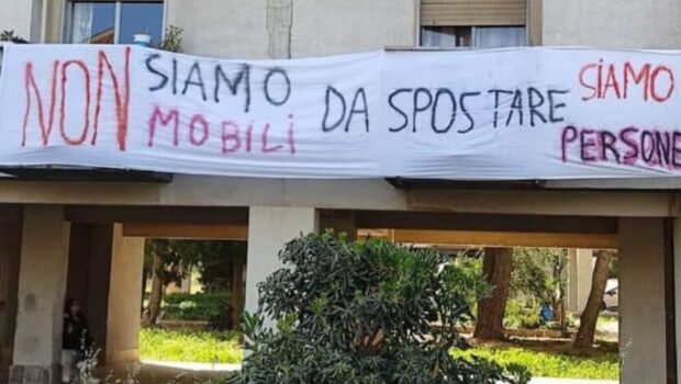 Ultime dalla Sicilia: Pozzallo, palazzine delle case popolari a rischio di crollo, forse si o forse no. I tecnici del comune, l’ente autonomo case popolari, la protezione civile giocano con la vita dei poveri cristi che le abitano.