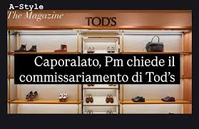 Il  caporalato “grandi firme” è così evidente che diversi magistrati intervengono per sanzionare le holding che ne fanno largo uso. Ma a proteggerli ci pensa il ministro del made in Italy Urso: propone che sia “un’autorità terza” a poter certificare preventivamente la regolarità dell’impresa, con questo foglio timbrato potranno aggirare inchieste giudiziarie, magistrati troppo solerti e qualche condanna.
