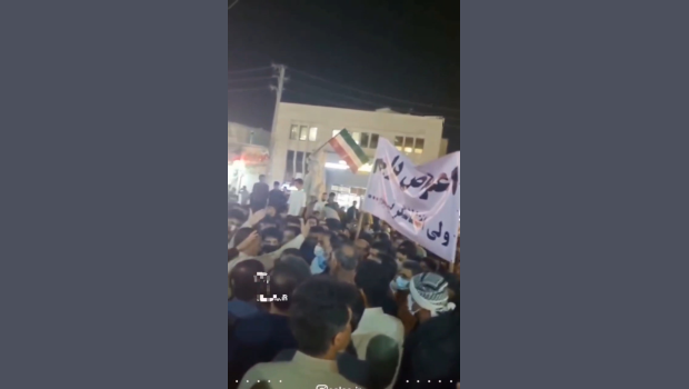 Cominciano ad uscire notizie dall'Iran. I files sono contrabbandati attraverso paesi confinanti o il  Golfo Persico oppure rilanciati da  zone di confine dove è possibile connettersi alla rete della nazione vicina.